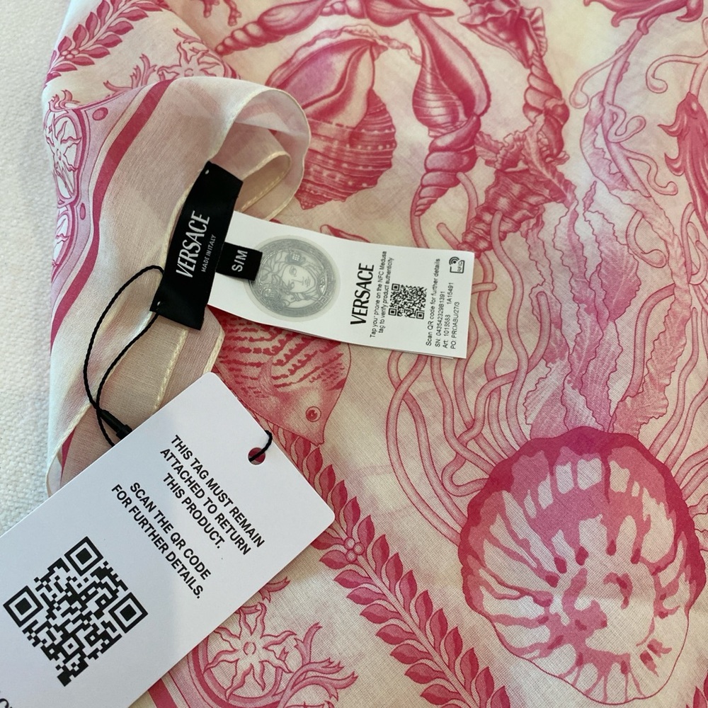 Versace Women's Pink and Cream Patterned Shorts. Never worn tags attached w/ box - Picture 2 of 8